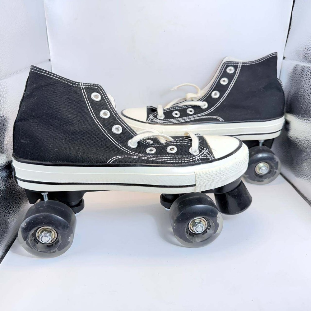 Even Star High Top Canvas Roller Skates Black White LED Light Up Wheels Size 40